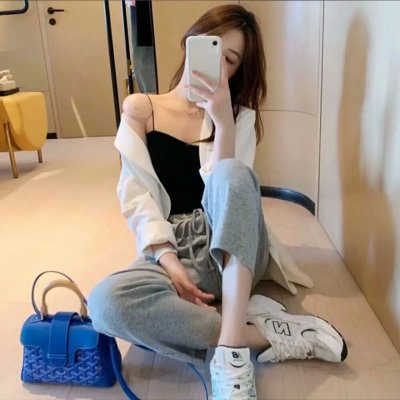 爱摸你爱摸我封面