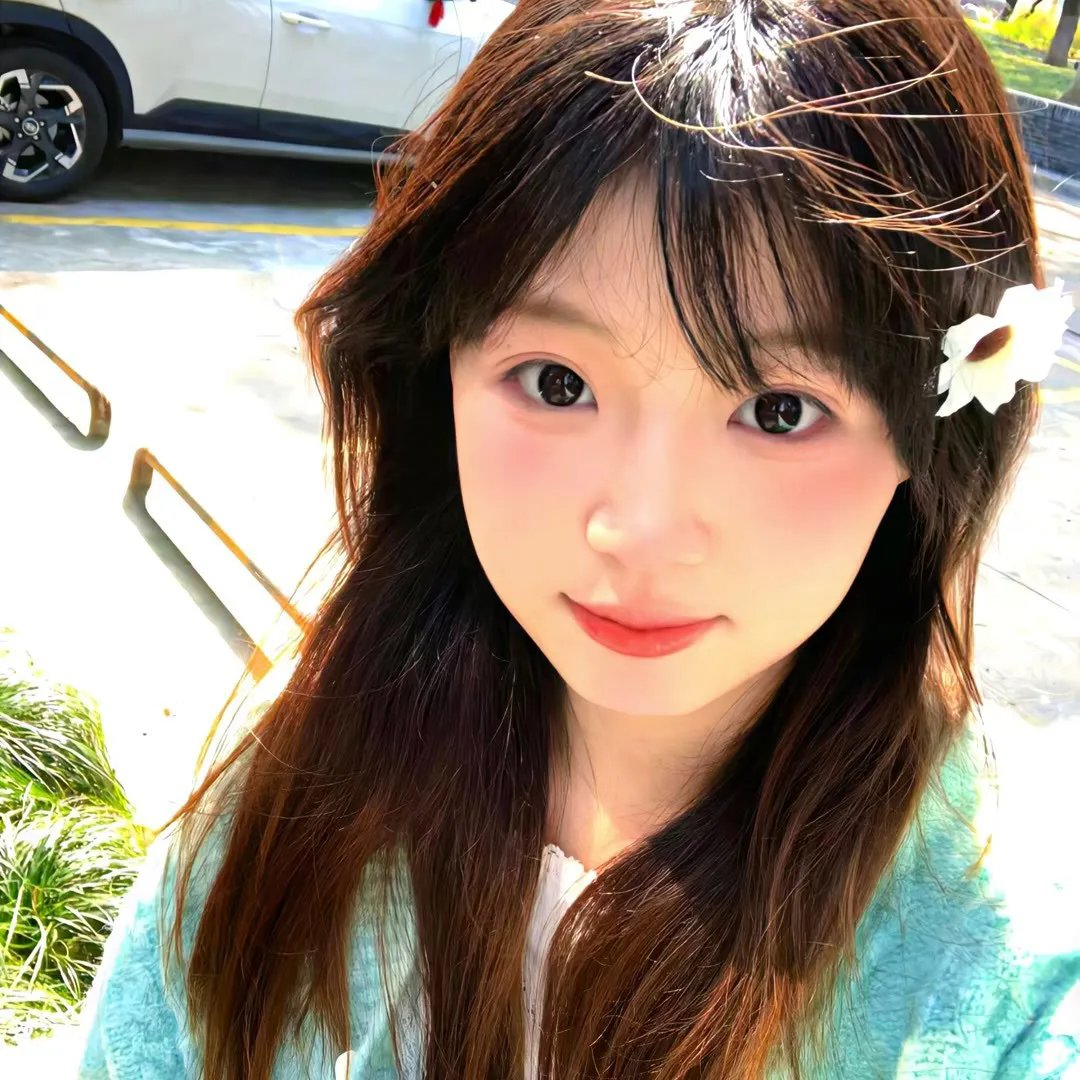 猫眼三姐妹封面